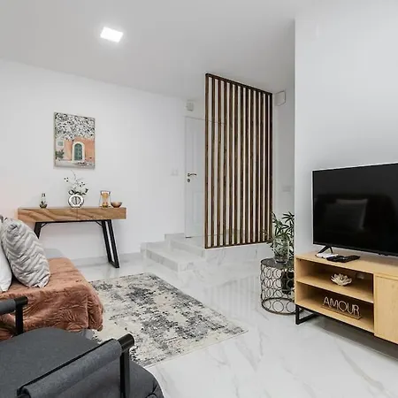 Apartment Parque Dos Reis, 3 B *