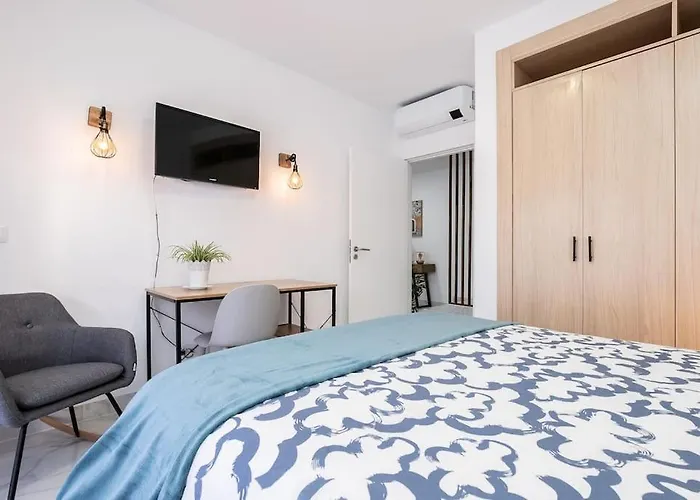 Parque Dos Reis, 3 B * מונטה גורדו